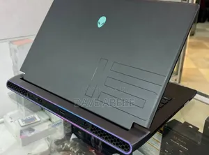 New Laptop Alienware 16x Aurora 16GB Intel Core i7 SSD 512GB