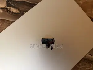 Laptop Apple MacBook Air 2024 M3 16GB Apple M3 SSD 512GB