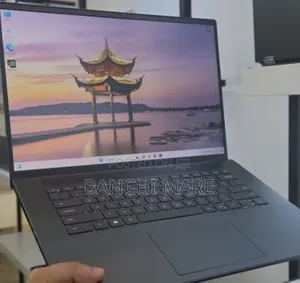 New Laptop Dell Inspiron 15 16GB Intel Core i7 SSD 512GB