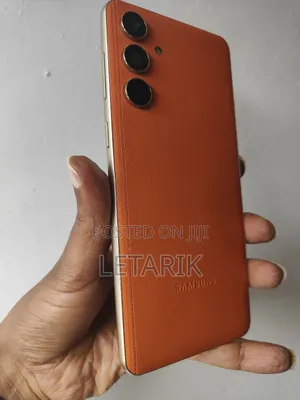 Samsung Galaxy C55 256 GB Orange