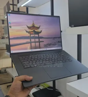New Laptop Dell Inspiron 15 16GB Intel Core i7 SSD 512GB