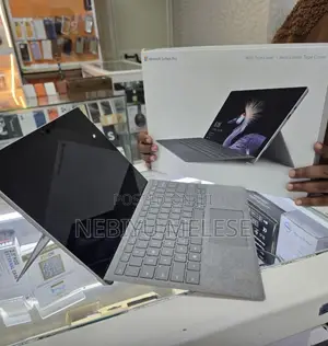New Laptop Microsoft Surface Pro 8GB Intel Core i5 SSD 128GB