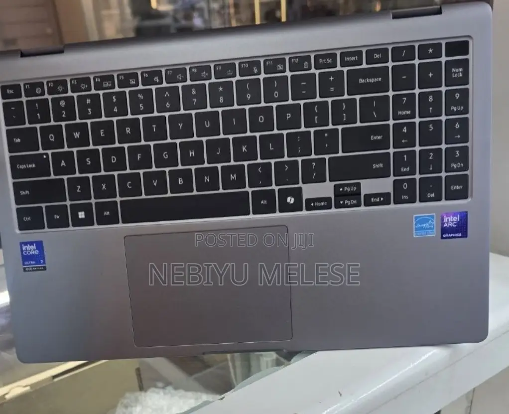 New Laptop Samsung NP-X360 16GB Intel Core Ultra 7 SSD 512GB