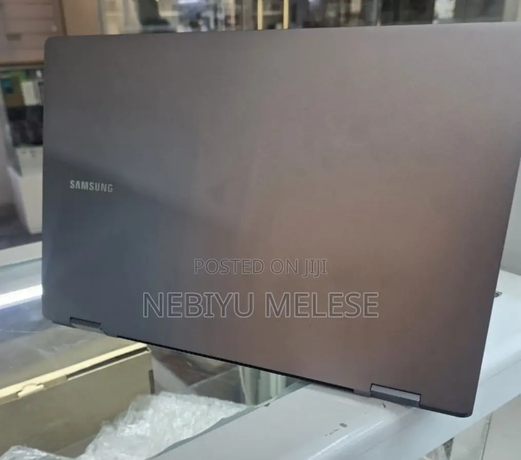 New Laptop Samsung NP-X360 16GB Intel Core Ultra 7 SSD 512GB