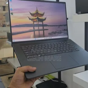 New Laptop Dell Inspiron 15 16GB Intel Core i7 SSD 512GB