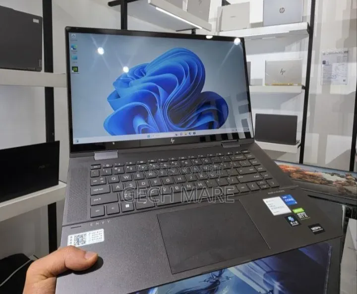 New Laptop HP Envy x360 16GB Intel Core i5 SSD 512GB