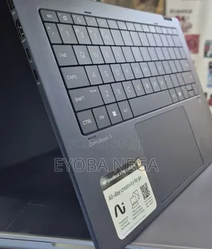 New Laptop HP OmniBook X Flip 14" 16GB Intel Core Ultra 7 SSD 1T