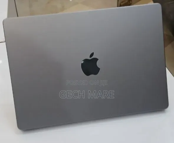 New Laptop Apple MacBook Pro 2021 M1 16GB Apple M1 Pro SSD 512GB