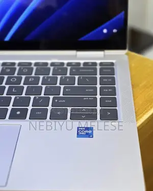 New Laptop HP EliteBook 1040 G8 16GB Intel Core i7 SSD 512GB