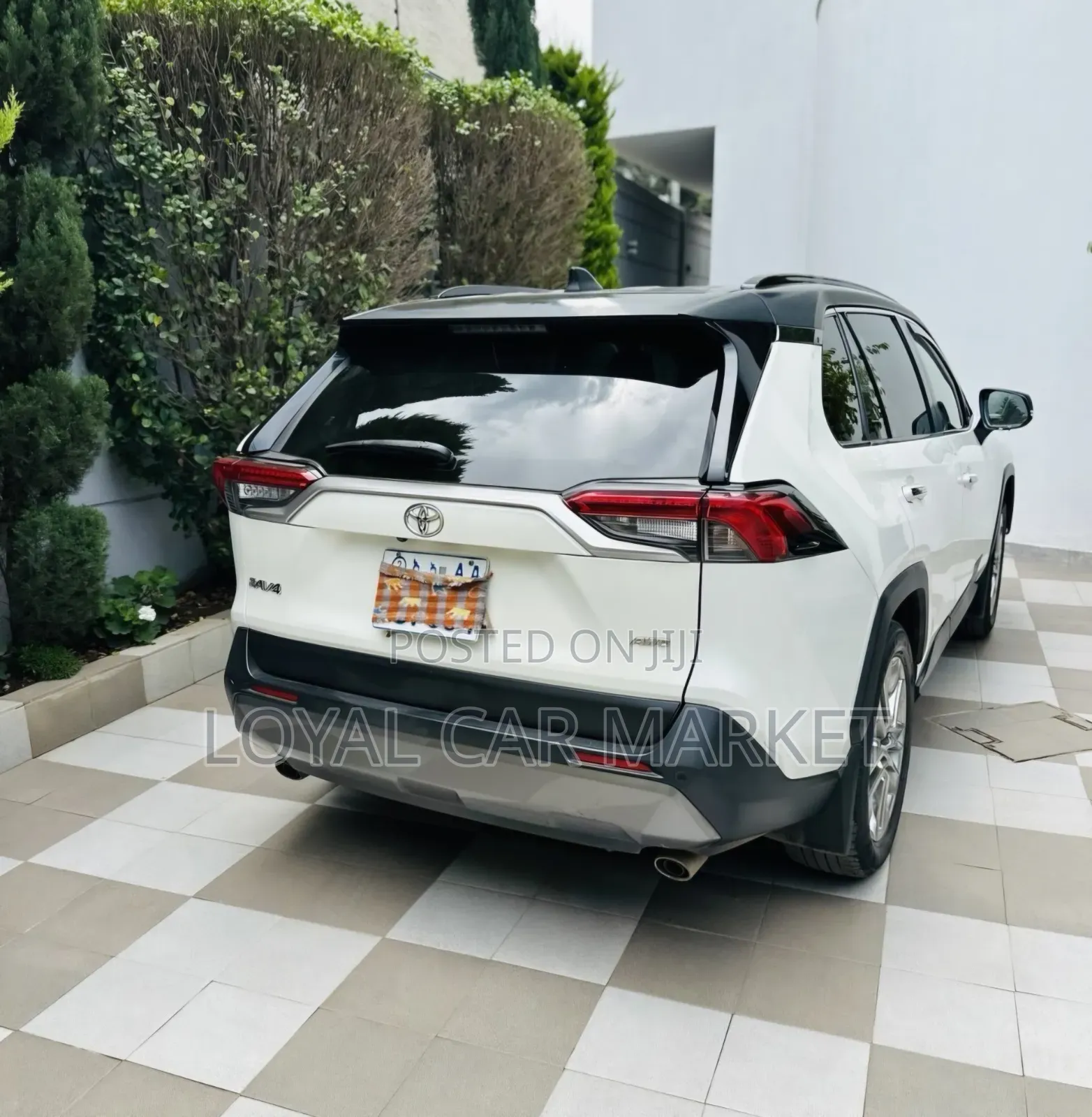 Toyota RAV4 2020 White