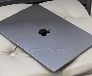 New Laptop Apple MacBook Air 2022 M2 8GB Apple M2 SSD 256GB
