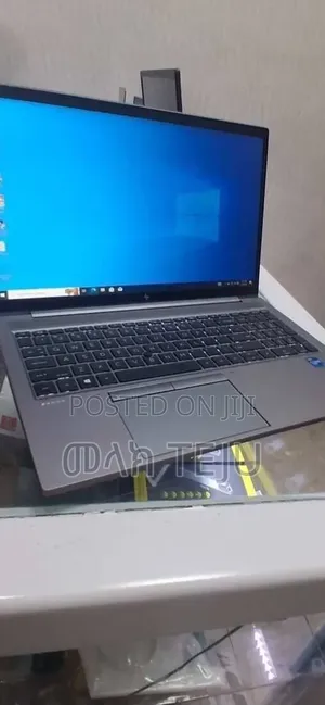 New Laptop HP ZBook Fury 15 G8 16GB Intel Core i7 SSD 512GB