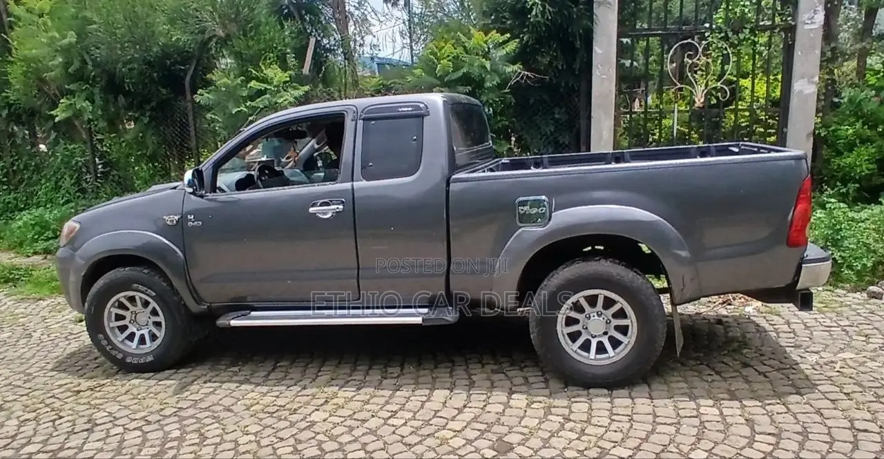 Toyota Hilux 2008 Black