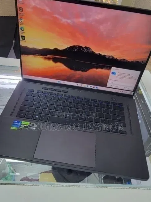 New Laptop Asus ROG Zephyrus G15 16GB Intel Core i7 SSD 512GB