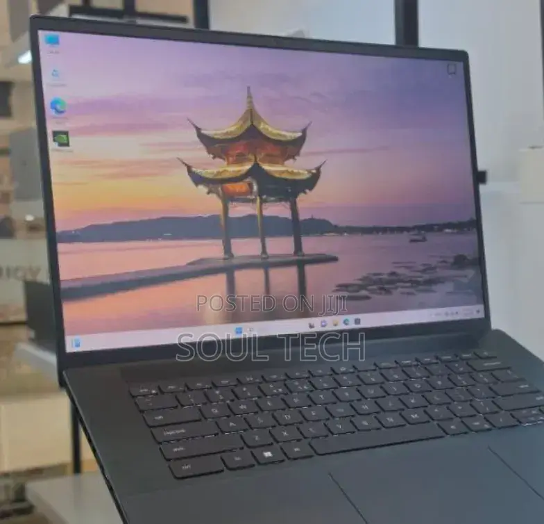 New Laptop Dell Inspiron 11 3148 16GB Intel Core i7 SSD 512GB
