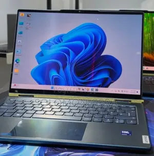 New Laptop Lenovo Yoga 7i 16GB Intel Core Ultra 7 SSD 512GB