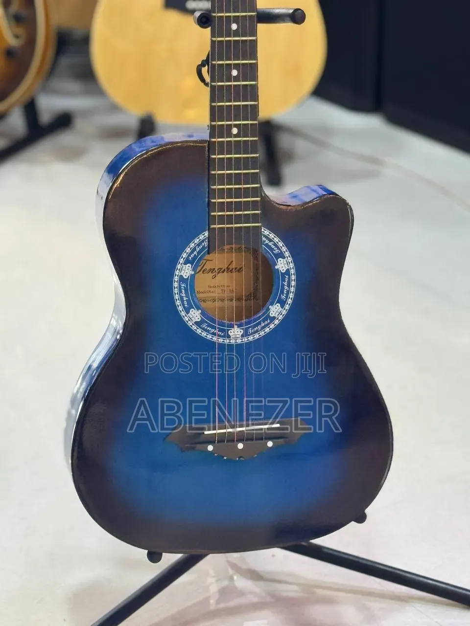 Box Guitar