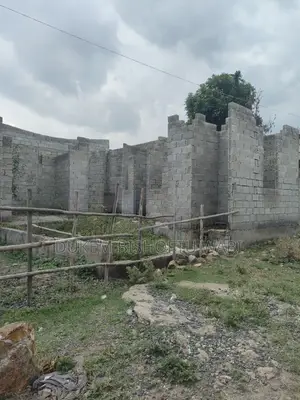 8bdrm Apartment in Dukem 140, East Shewa for sale