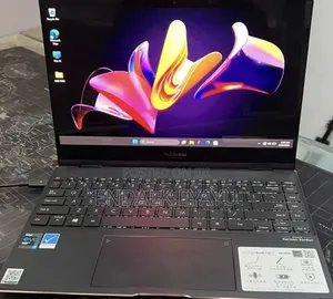 New Laptop Asus ZenBook Flip 14 UX461UA 16GB Intel Core i7 SSD 512GB