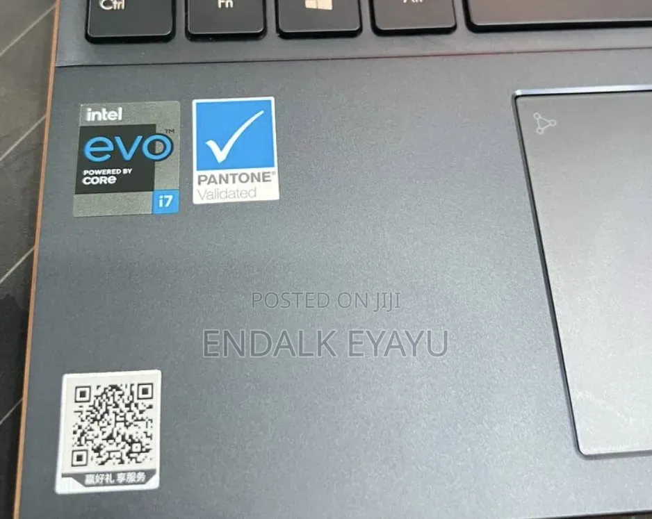 New Laptop Asus ZenBook Flip 14 UX461UA 16GB Intel Core i7 SSD 512GB