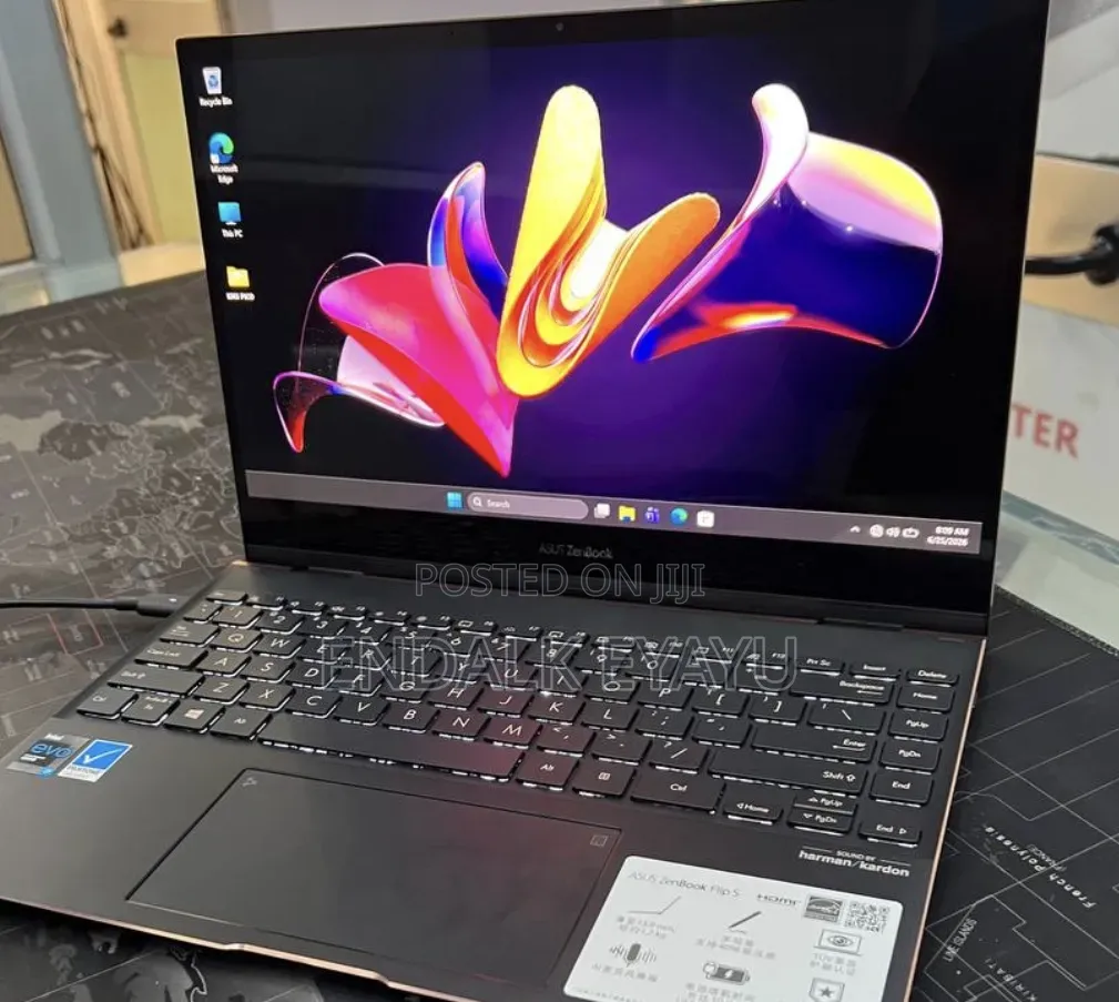 New Laptop Asus ZenBook Flip 14 UX461UA 16GB Intel Core i7 SSD 512GB