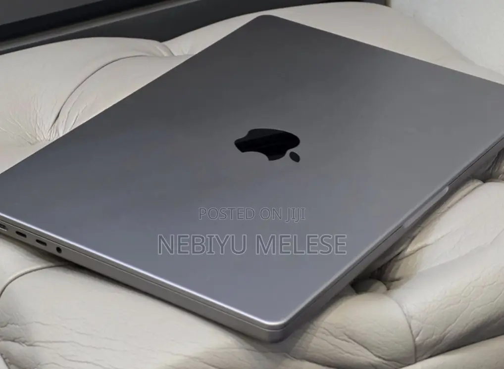 New Laptop Apple MacBook Pro 2021 M1 32GB Apple M1 Pro SSD 512GB