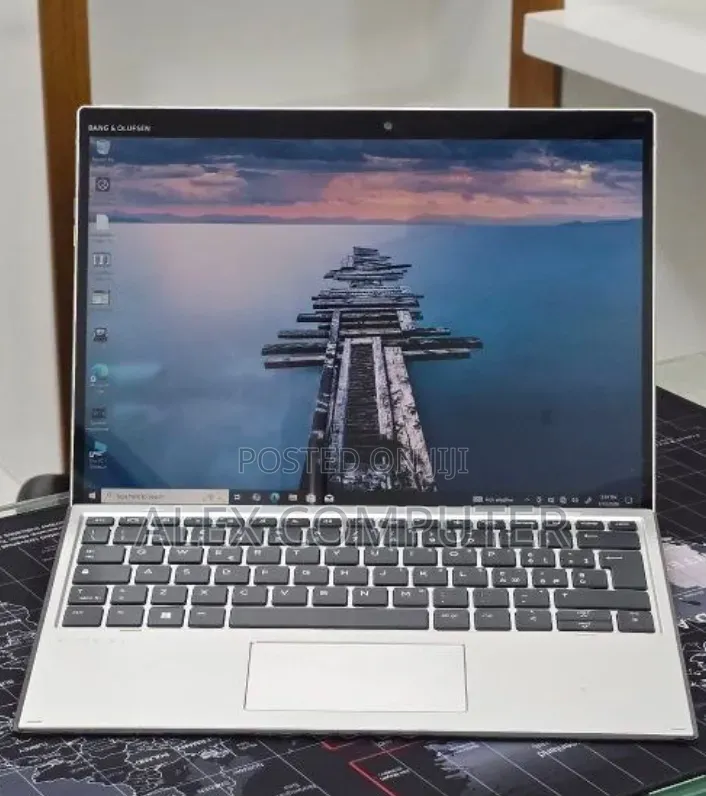 New Laptop HP Elite X2 G8 16GB Intel Core i7 SSD 512GB