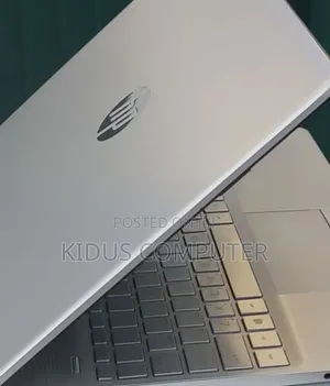 New Laptop HP Stream Notebook 8GB Intel Core i7 SSD 128GB
