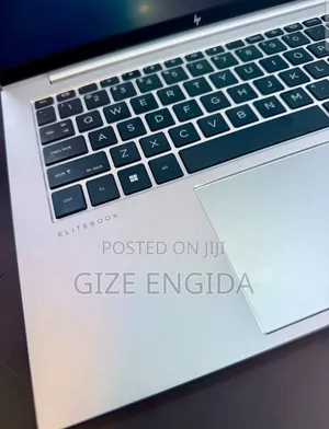 New Laptop HP EliteBook 840 G10 16GB Intel Core i5 SSD 512GB