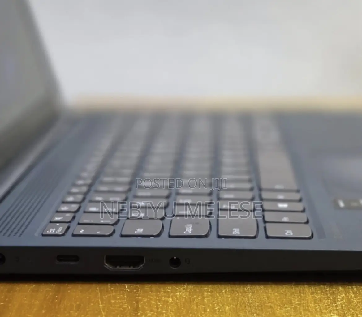 New Laptop Lenovo Ideapad 3 12GB Intel Core i7 SSD 512GB