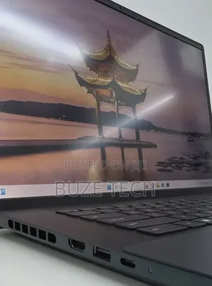New Laptop Dell Inspiron 15 16GB Intel Core i7 SSD 512GB