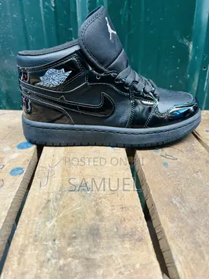 Nike Air Jordan 1