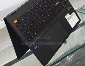 New Laptop Asus Vivobook 16 16GB Intel Core i9 SSD 1T