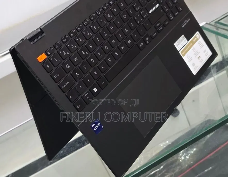 New Laptop Asus Vivobook 16 16GB Intel Core i9 SSD 1T