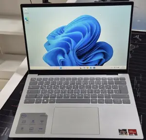 New Laptop Dell Inspiron 15 16GB AMD Ryzen 7 SSD 1T