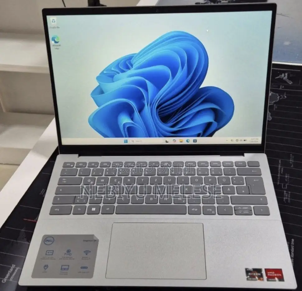 New Laptop Dell Inspiron 15 16GB AMD Ryzen 7 SSD 1T