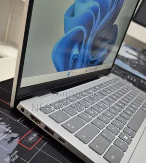 New Laptop Dell Inspiron 15 16GB AMD Ryzen 7 SSD 1T