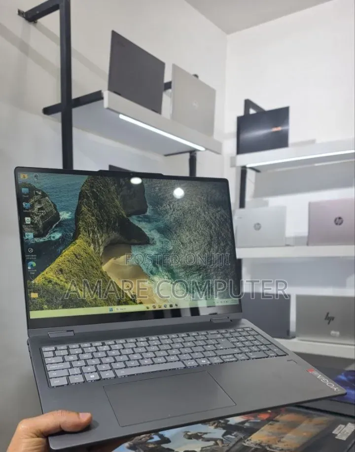 New Laptop Lenovo Yoga 3 16GB Intel Core Ultra 5 SSD 512GB