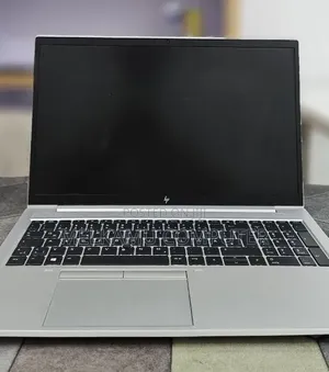 New Laptop HP ZBook Firefly G8 16GB Intel Core i7 SSD 512GB