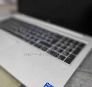 New Laptop HP ZBook Firefly G8 16GB Intel Core i7 SSD 512GB