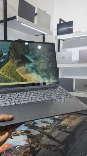 New Laptop Lenovo ThinkPad Yoga 16GB Intel Core Ultra 5 SSD 512GB