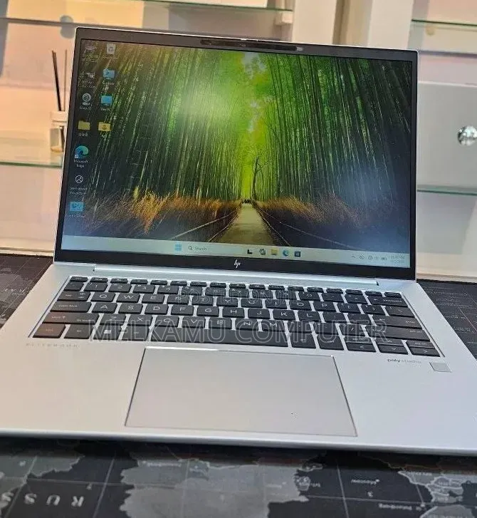 New Laptop HP EliteBook 840 G10 16GB Intel Core i7 SSD 512GB