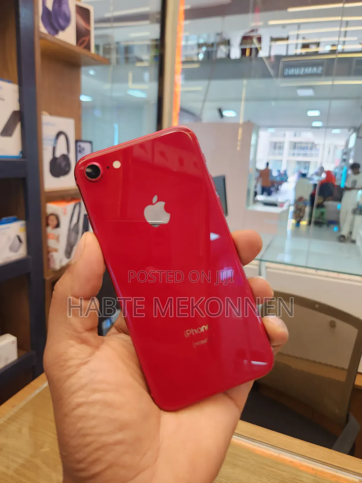 Apple iPhone 8 64 GB Red