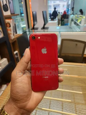 Apple iPhone 8 64 GB Red