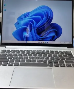 New Laptop Lenovo Ideapad 3 16GB AMD Ryzen 7 SSD 512GB