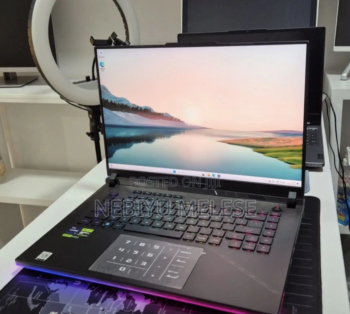 New Laptop Asus ROG Strix G15 32GB Intel Core i9 SSD 2T