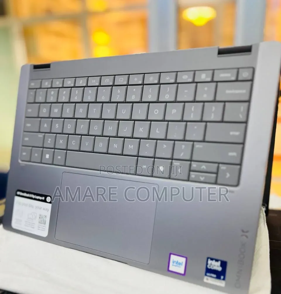 New Laptop HP OmniBook X Flip 14" 16GB Intel Core Ultra 7 SSD 1T