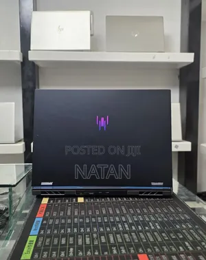 New Laptop Acer Predator Helios 18 PH18-71 32GB Intel Core i9 SSD 1T