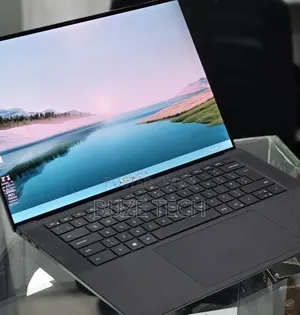 New Laptop Dell Precision 5550 16GB Intel Core i7 SSD 512GB