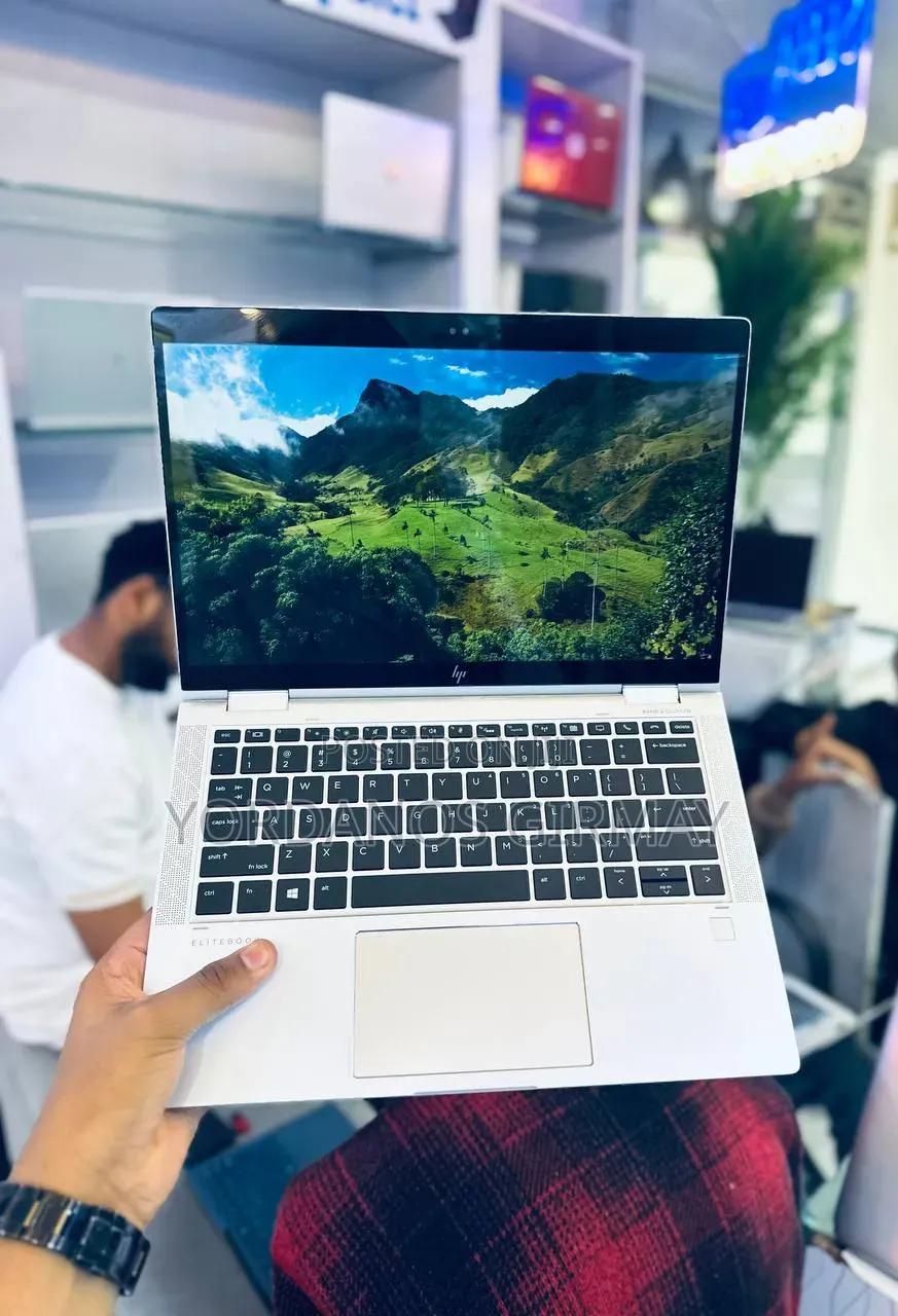New Laptop HP EliteBook 840 16GB Intel Core i5 SSD 512GB